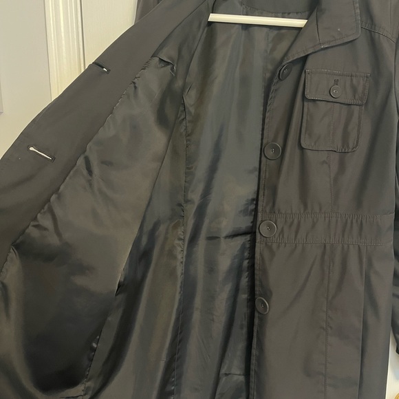 Kenneth Cole Trench Coat - Picture 5 of 6